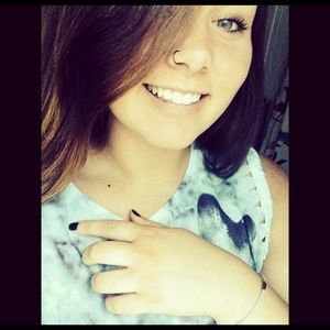 Meet your Posher, Amber